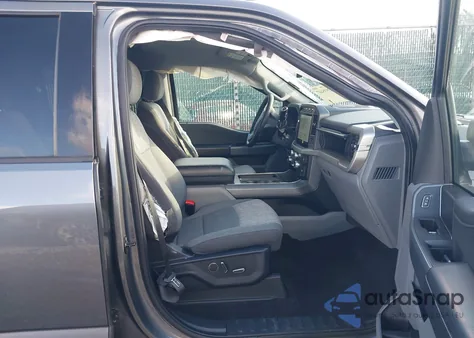 2021 Ford F-150 Xlt z USA, uszkodzony, nr VIN 1FTFW1ED2MFC60347